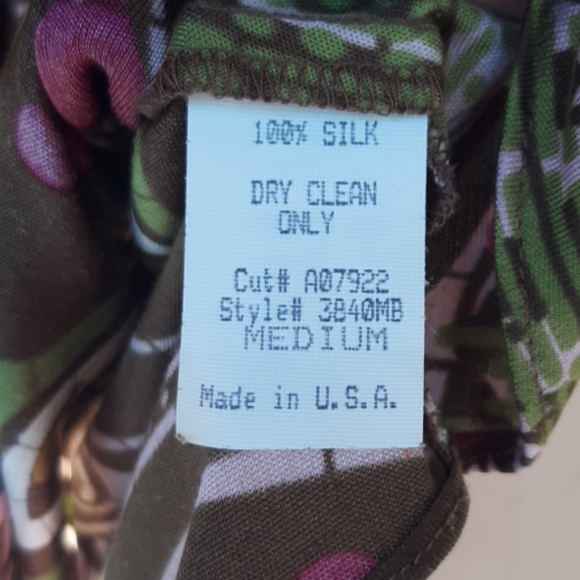 Sky silk halter top medium - Picture 5 of 6